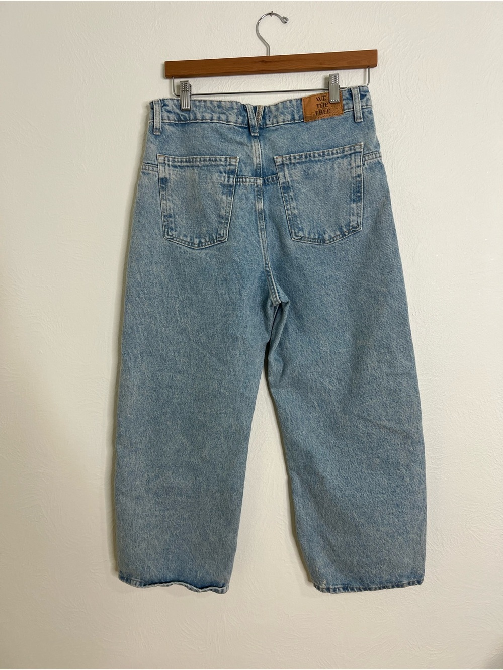 We The Free Deep Trance Dropped Boyfriend Jeans size 27 - Picture 5 of 13